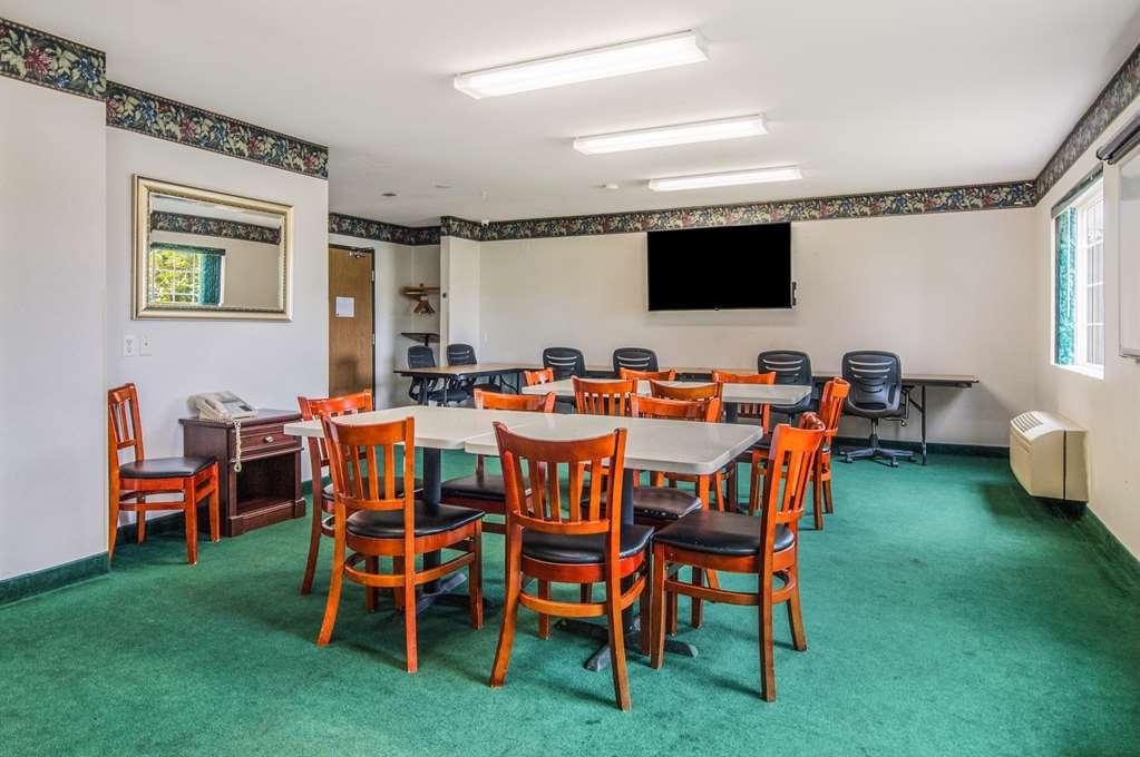 Red Lion Inn&Suites Port Orchard Restaurant foto